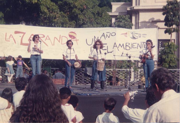 Malembe en Caracas, plaza de los museos, Bellas Artes