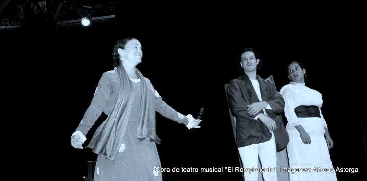 Livia M&eacute;ndez, Jos&eacute; Leonardo Ontiveros y Barbara Soto